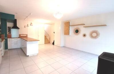 location maison 1 400 € CC /mois à proximité de Tramoyes (01390)