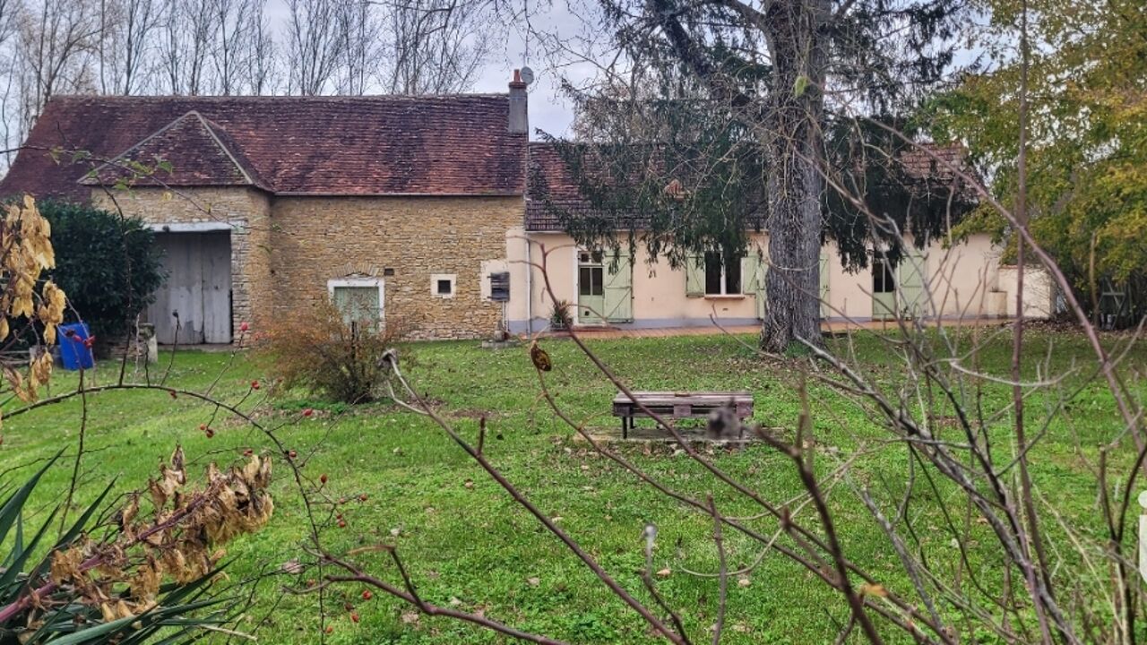 maison 7 pièces 169 m2 à vendre à Vernais (18210)