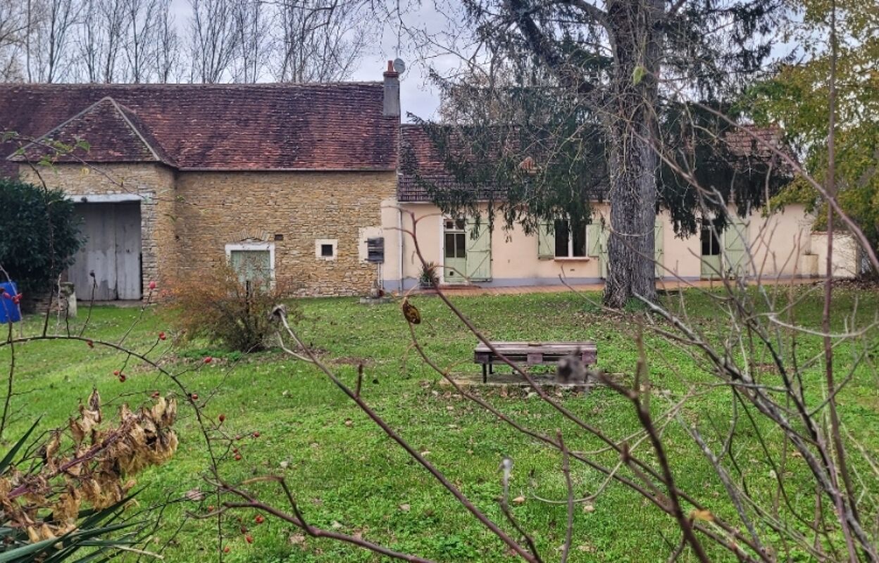 maison 7 pièces 169 m2 à vendre à Vernais (18210)