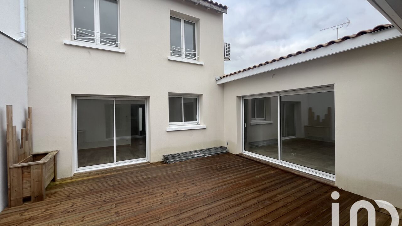 maison 4 pièces 140 m2 à vendre à La Rochelle (17000)