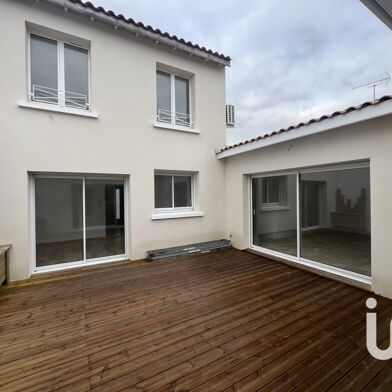 Maison 4 pièces 140 m²