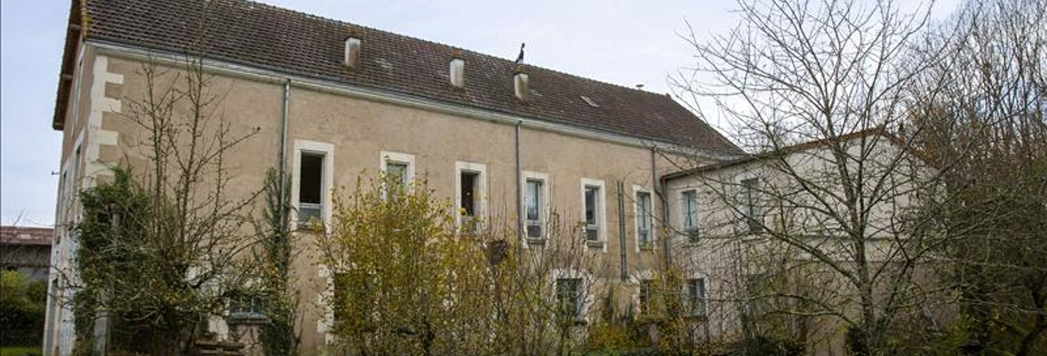 Maison 10 Pièces 412 m² à vendre à Orbigny (37460)