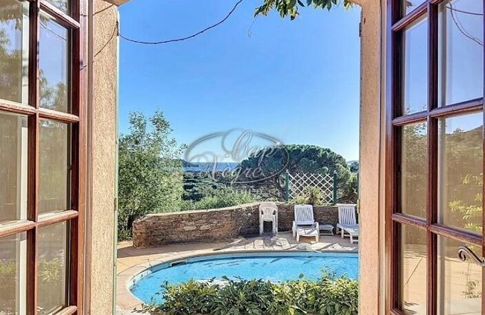 Villa vue mer à vendre à Cavalière — photo 4