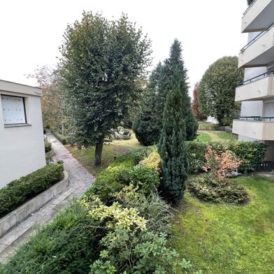Appartement 5 pièces 275000 €