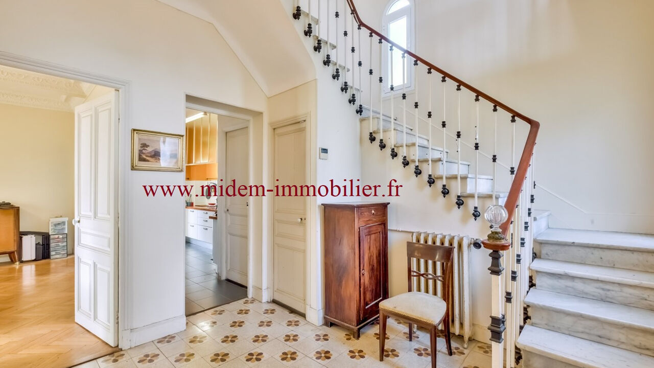 maison 10 pièces 220 m2 à vendre à Nice (06200)