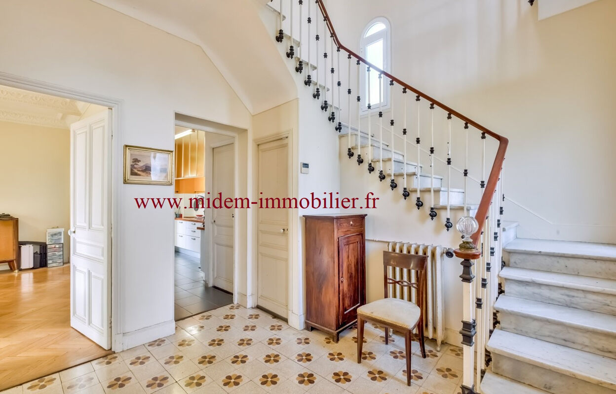 maison 10 pièces 220 m2 à vendre à Nice (06200)