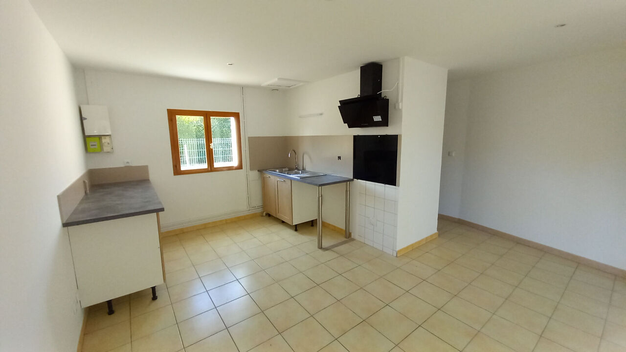 appartement 3 pièces 53 m2 à louer à Saint-Saturnin-Lès-Avignon (84450)