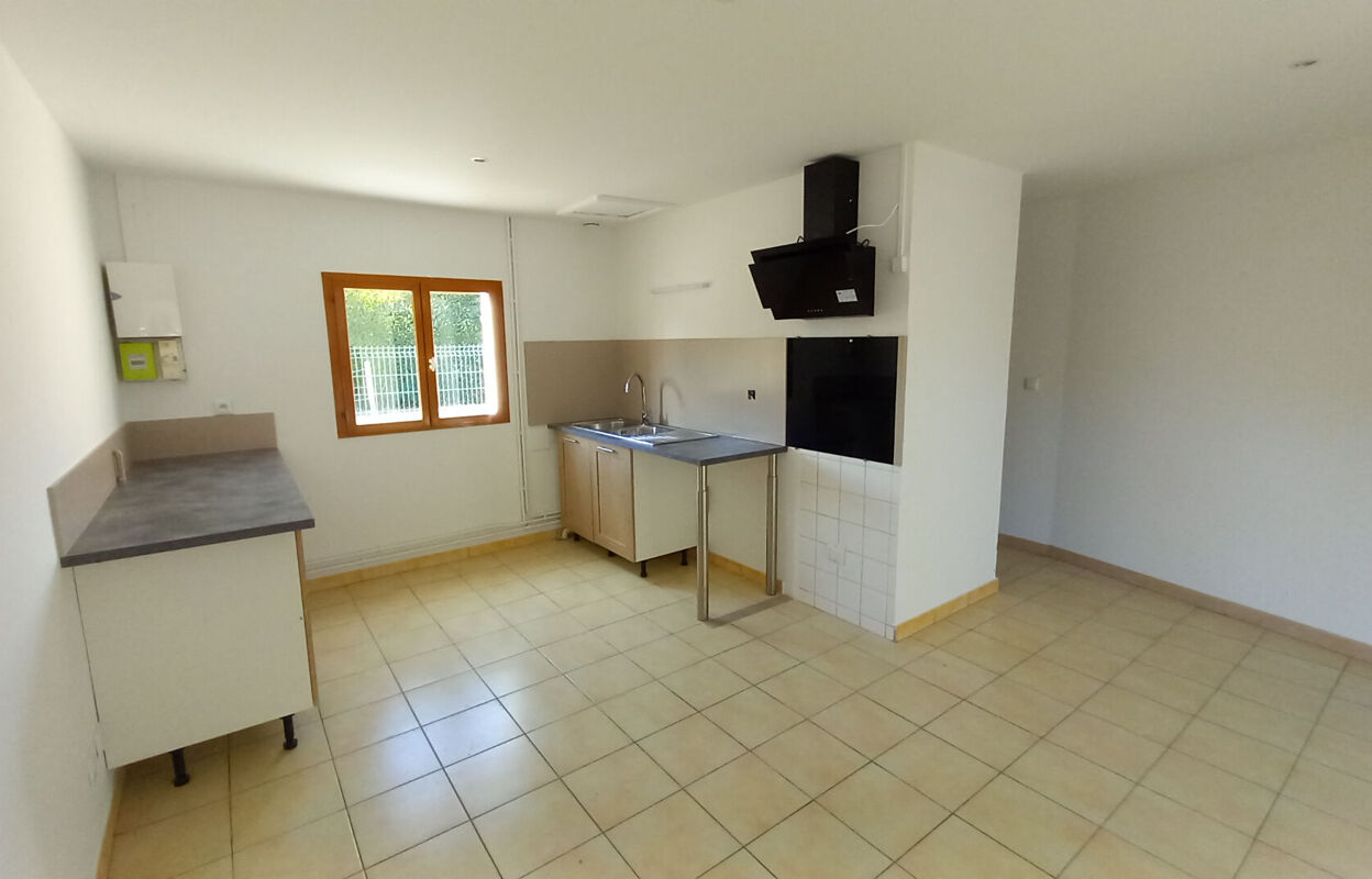 appartement 3 pièces 53 m2 à louer à Saint-Saturnin-Lès-Avignon (84450)