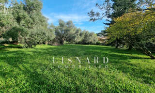 Terrain  1630 m² à vendre à Vallauris (06220)