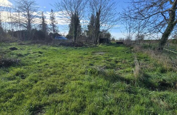 DUN-SUR-AURON: Maison T3 et bureau  édifiée sur 3332m2 de te — photo 2