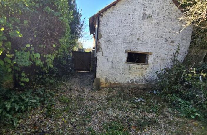 DUN-SUR-AURON: Maison T3 et bureau  édifiée sur 3332m2 de te — photo 3