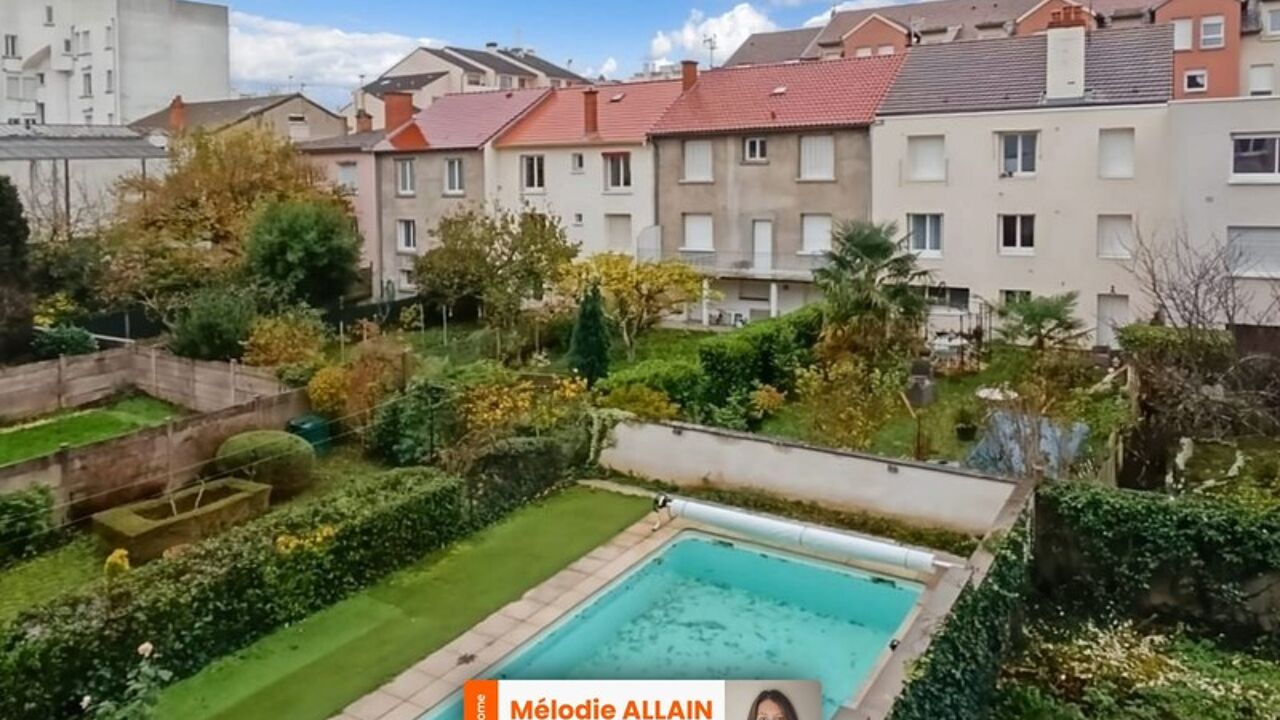 maison 8 pièces 207 m2 à vendre à Vichy (03200)