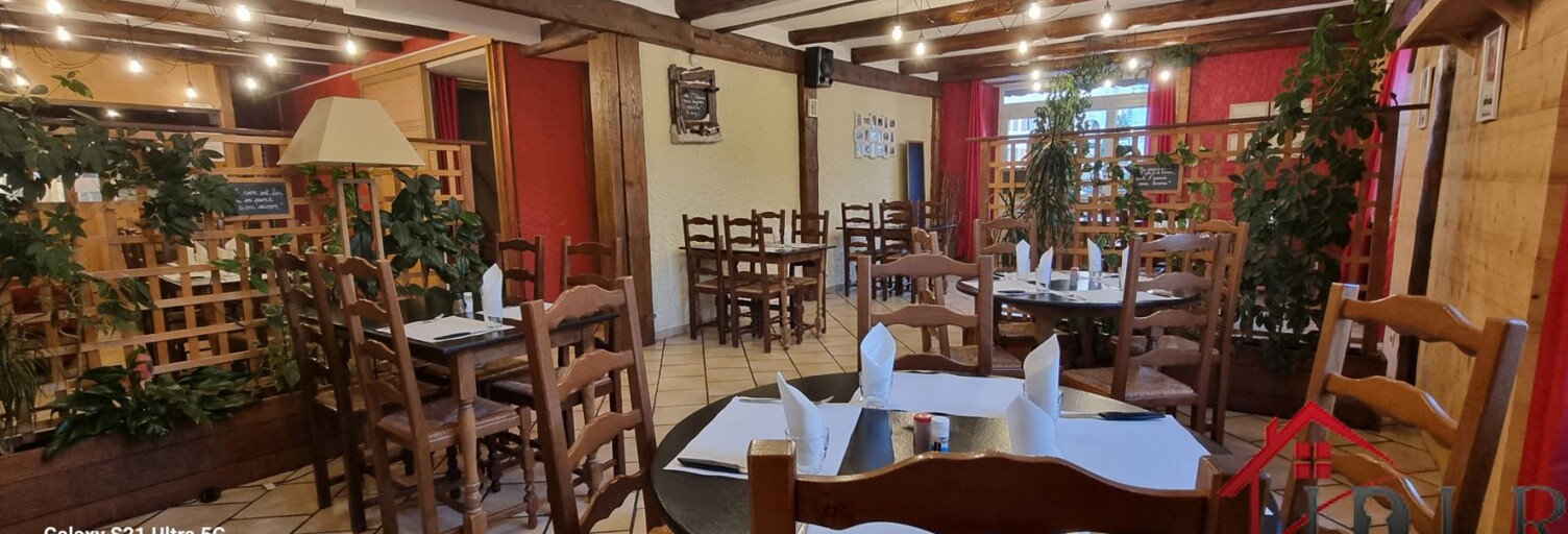 Commerce  895 m² à vendre à Jougne (25370)