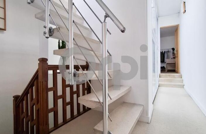 Immeuble de rapport – La Rochelle Centre-Ville – 3 chambres, patio, terrasse, garage — photo 3