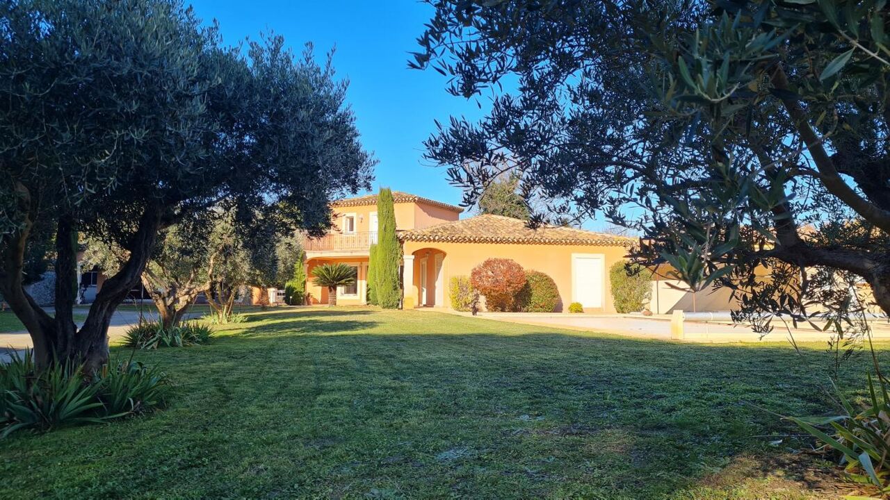 maison 6 pièces 198 m2 à vendre à Aramon (30390)