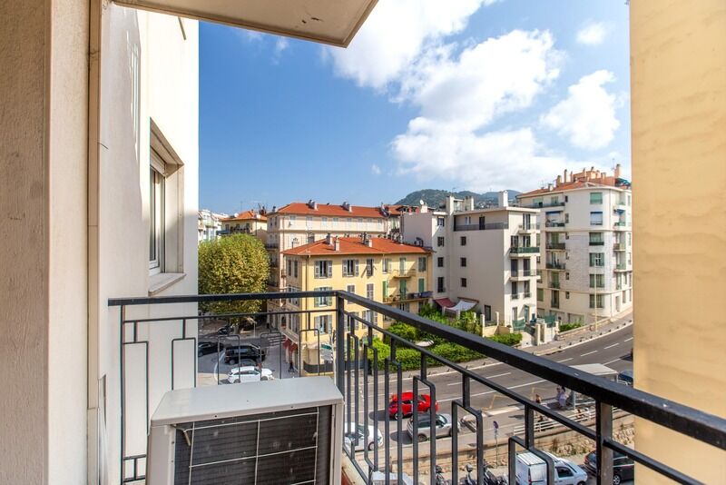 Appartement 3 pièces  à vendre Nice 06300