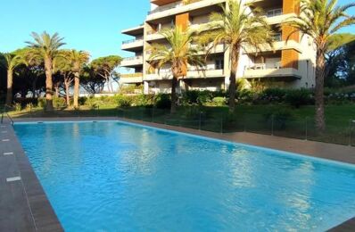 location appartement 800 € CC /mois à proximité de Saint-Raphaël (83530)