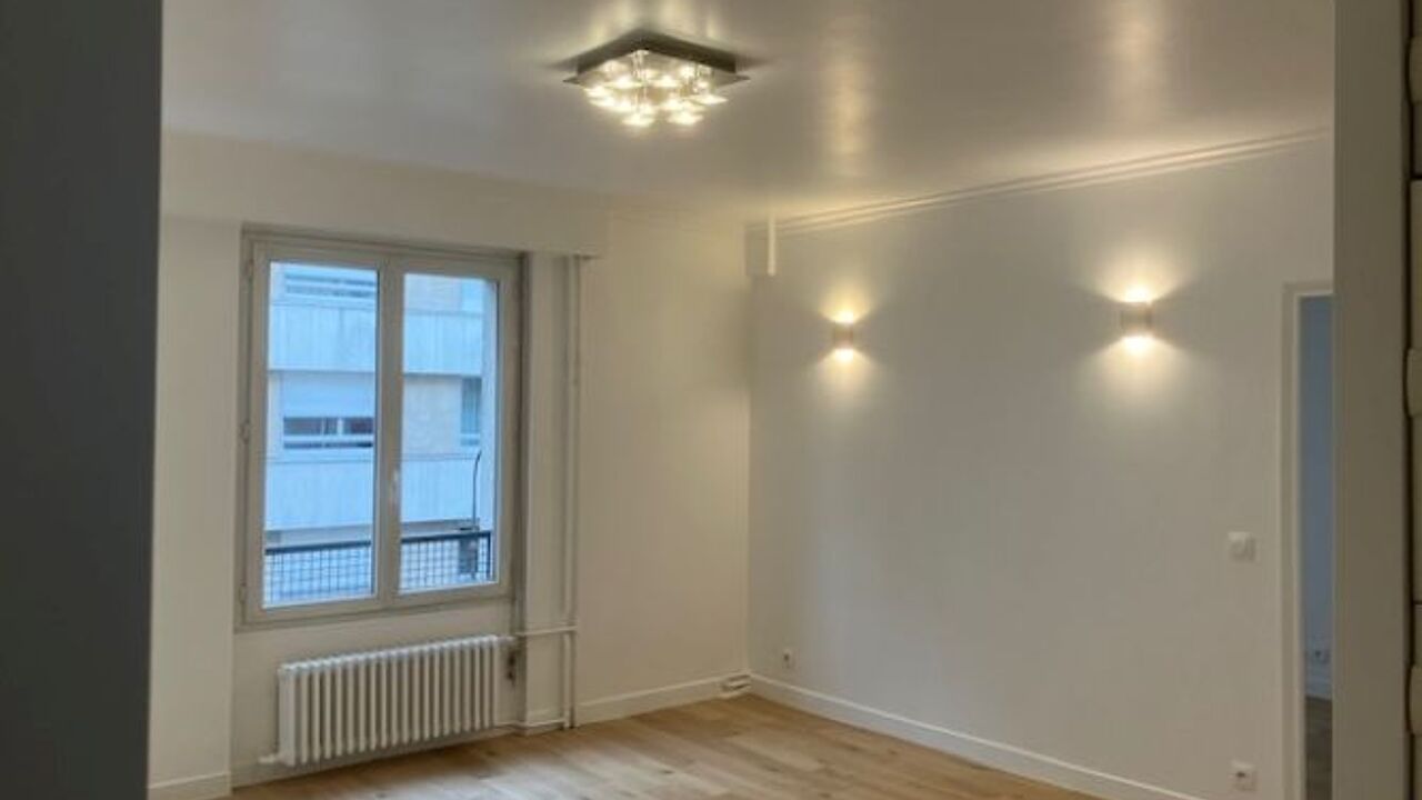 appartement 4 pièces 75 m2 à louer à Paris 16 (75016)