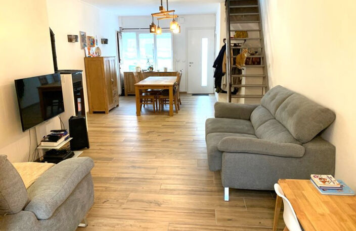 Maison 1930 rénovée située en centre ville, jardin et garage — photo 4