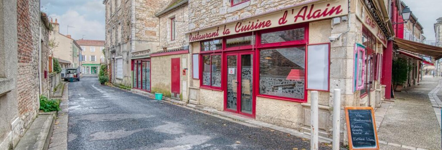 Immeuble  480 m² à vendre à Gramat (46500)