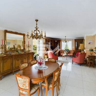 Maison 6 pièces 335000 €