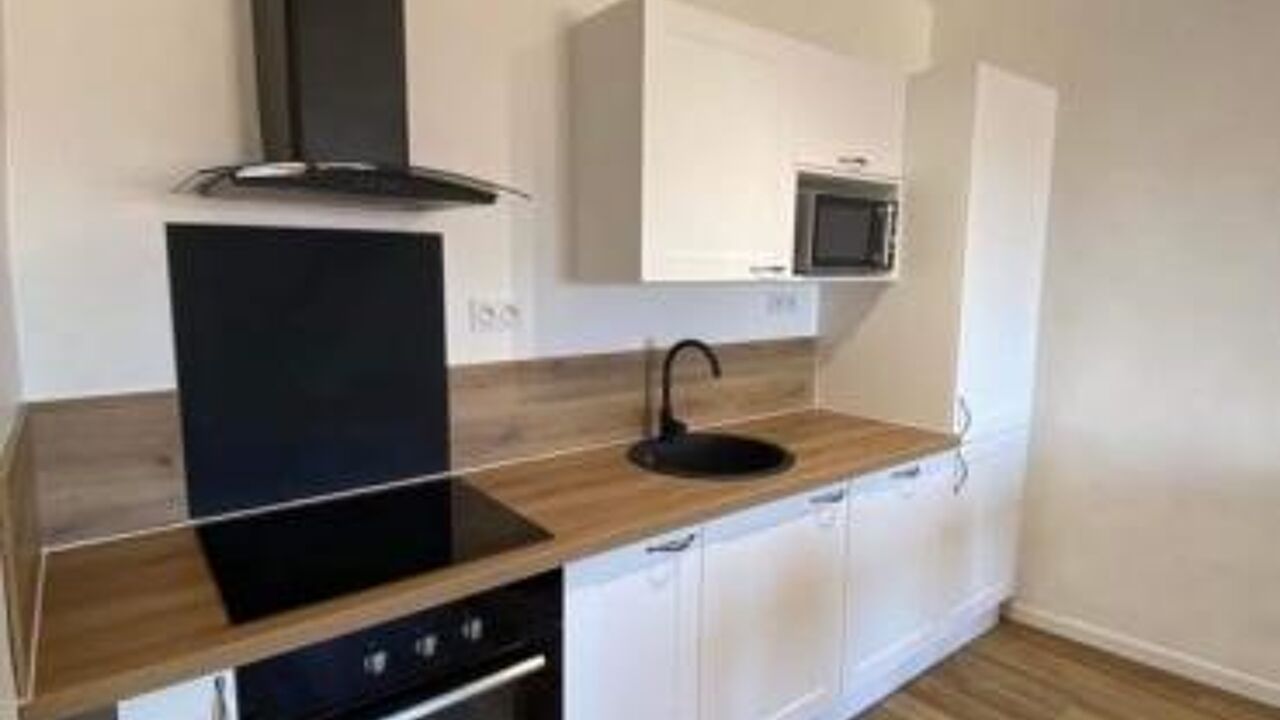 appartement 2 pièces 53 m2 à louer à La Cadière-d'Azur (83740)