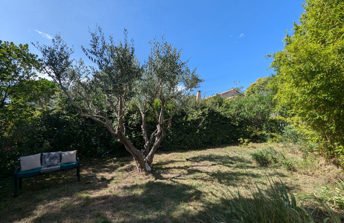 Assas - Vila T5 sur une parcelle de 742 m2 avec piscine — photo 5