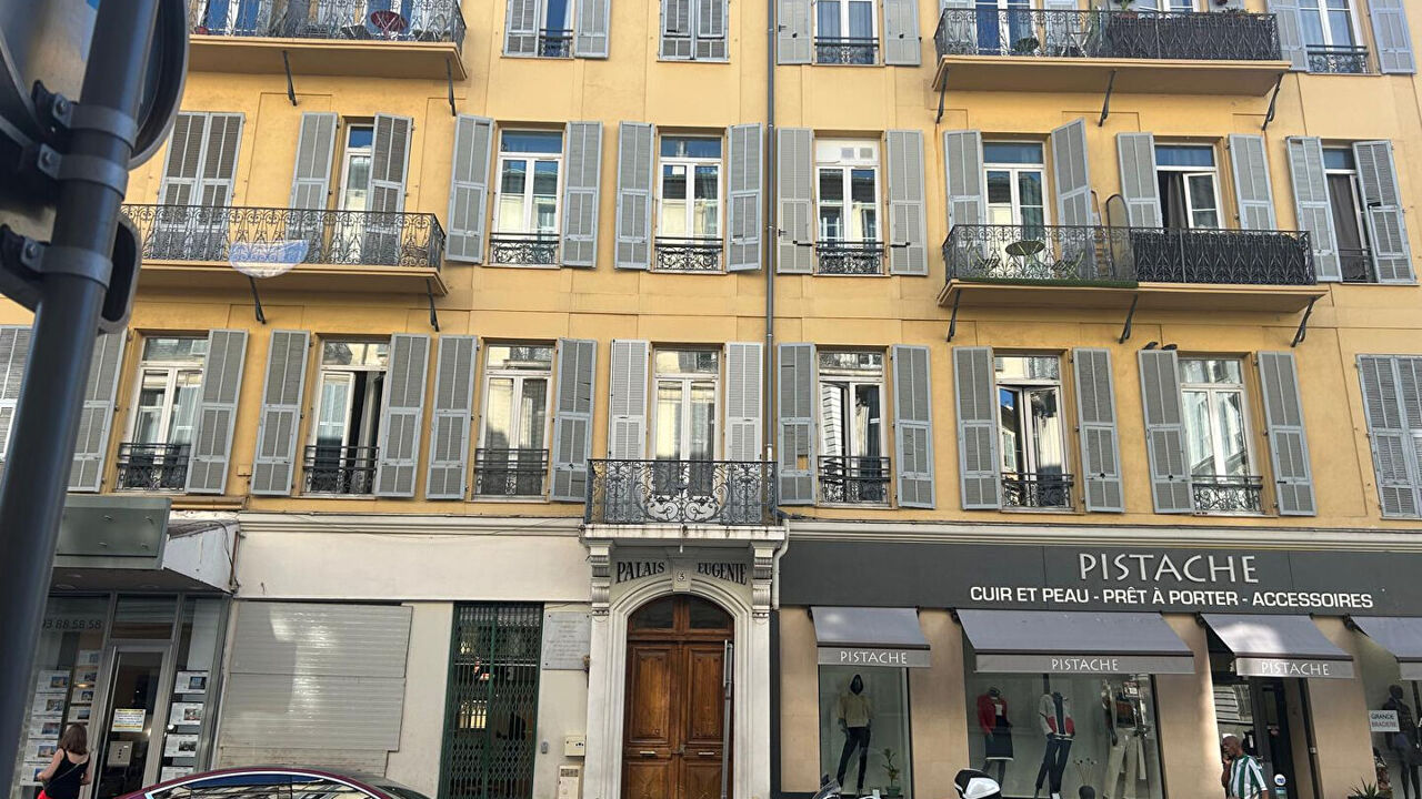 appartement 2 pièces 27 m2 à louer à Nice (06000)