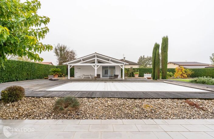 Bien vendu : Maison 190 m² Péronnas (01960) — photo 2
