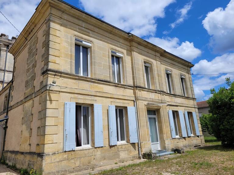 33920 - SAINT CHRISTOLY DE BLAYE - MAISON DE CARACTERE 470M² HABITABLES ET 3100M² PARC — photo 1