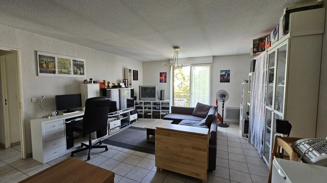 appartement 2 pièces 46 m2 à vendre à Le Luc (83340)