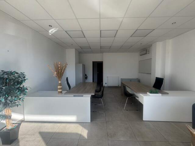 Local commercial — photo du bien