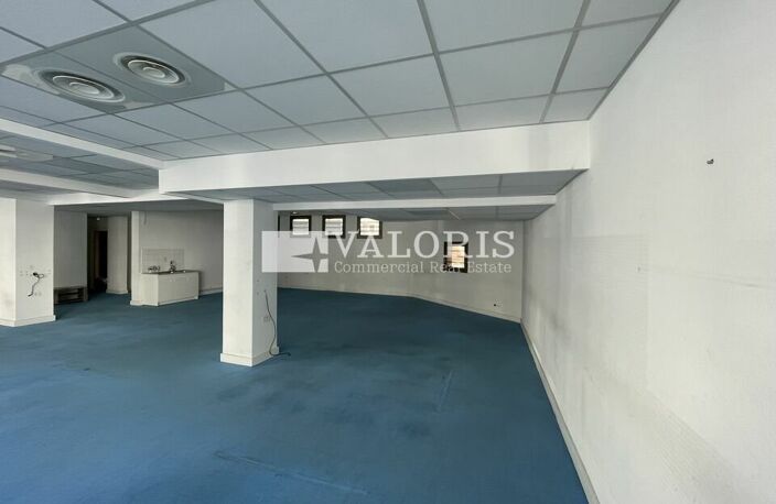 BUREAUX à LOUER — photo 2