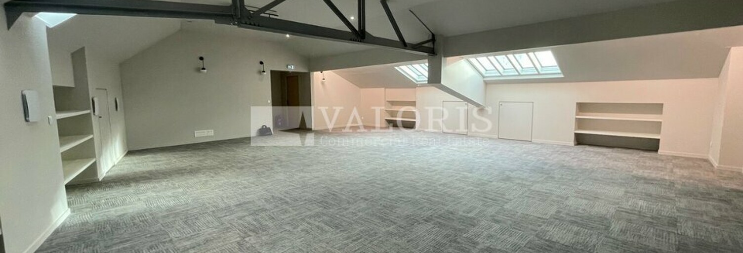 Bureau  130 m² à louer à Lyon 2 (69002)