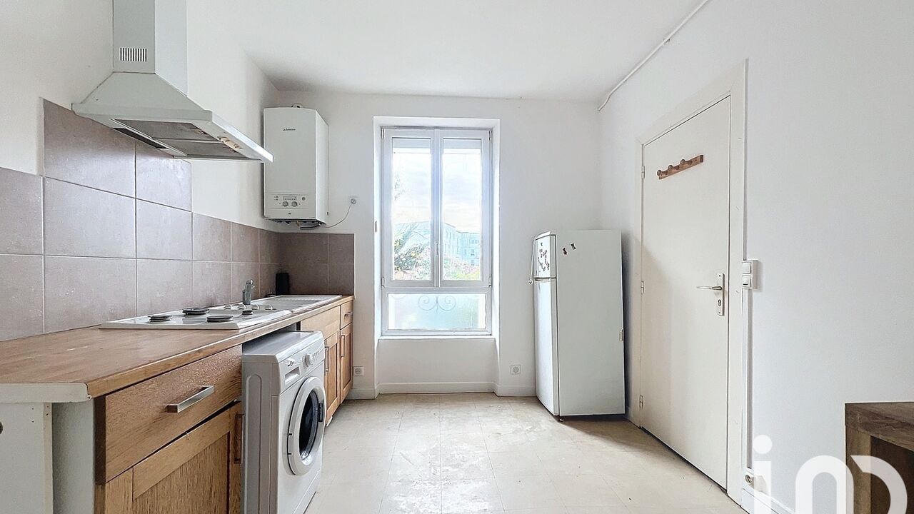 appartement 2 pièces 27 m2 à vendre à Lardy (91510)