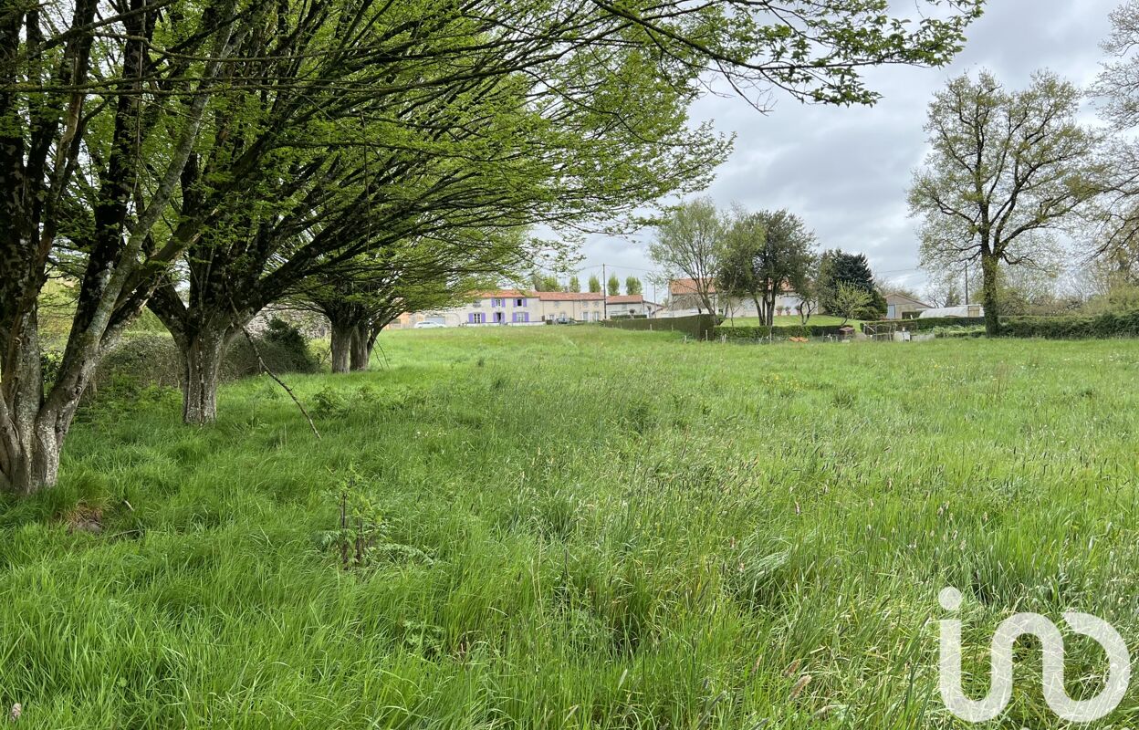 terrain  pièces 7268 m2 à vendre à La Forêt-sur-Sèvre (79380)