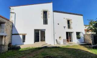 Maison 8 Pièces 295 m² à vendre à Nieul-sur-Mer (17137)