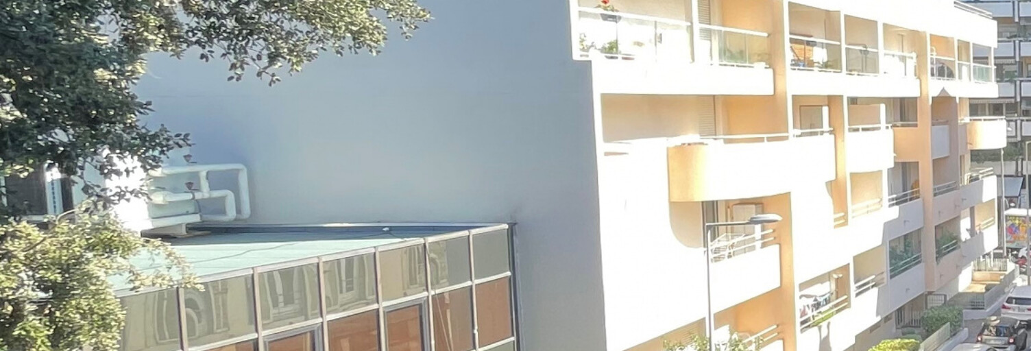 Garage  11 m² à vendre à Marseille 8 (13008)