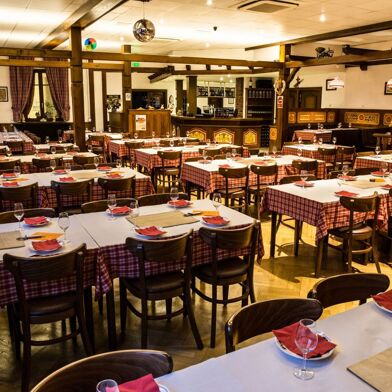 Commerce  327000 €