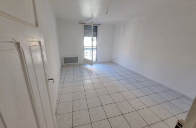 location appartement 475 € CC /mois à proximité de Les Cabanes de Fleury (11560)