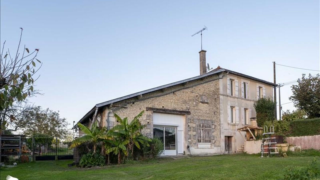 maison 8 pièces 256 m2 à vendre à Reignac (16360)