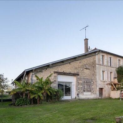 Maison 8 pièces 259700 €