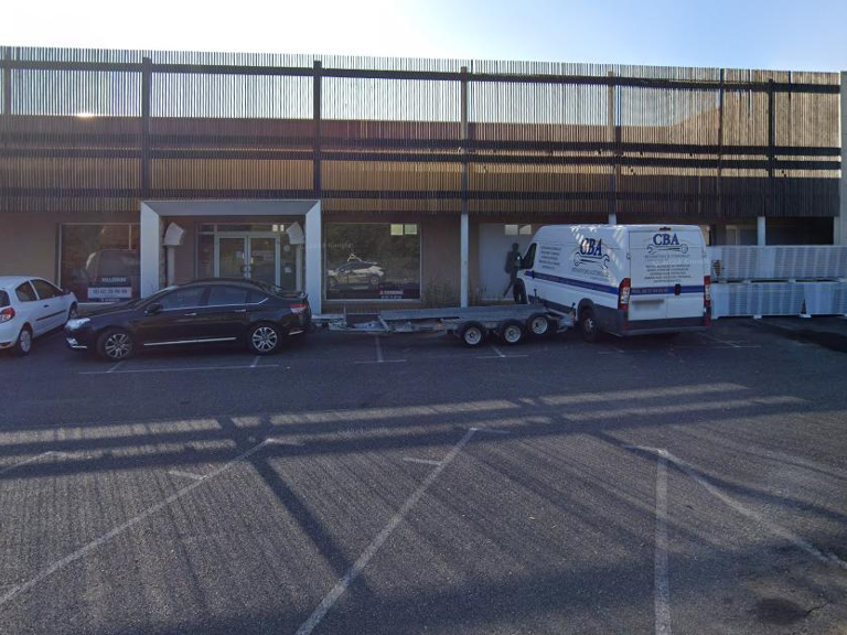 Local commercial BOZOULS - 1356m² — photo 1