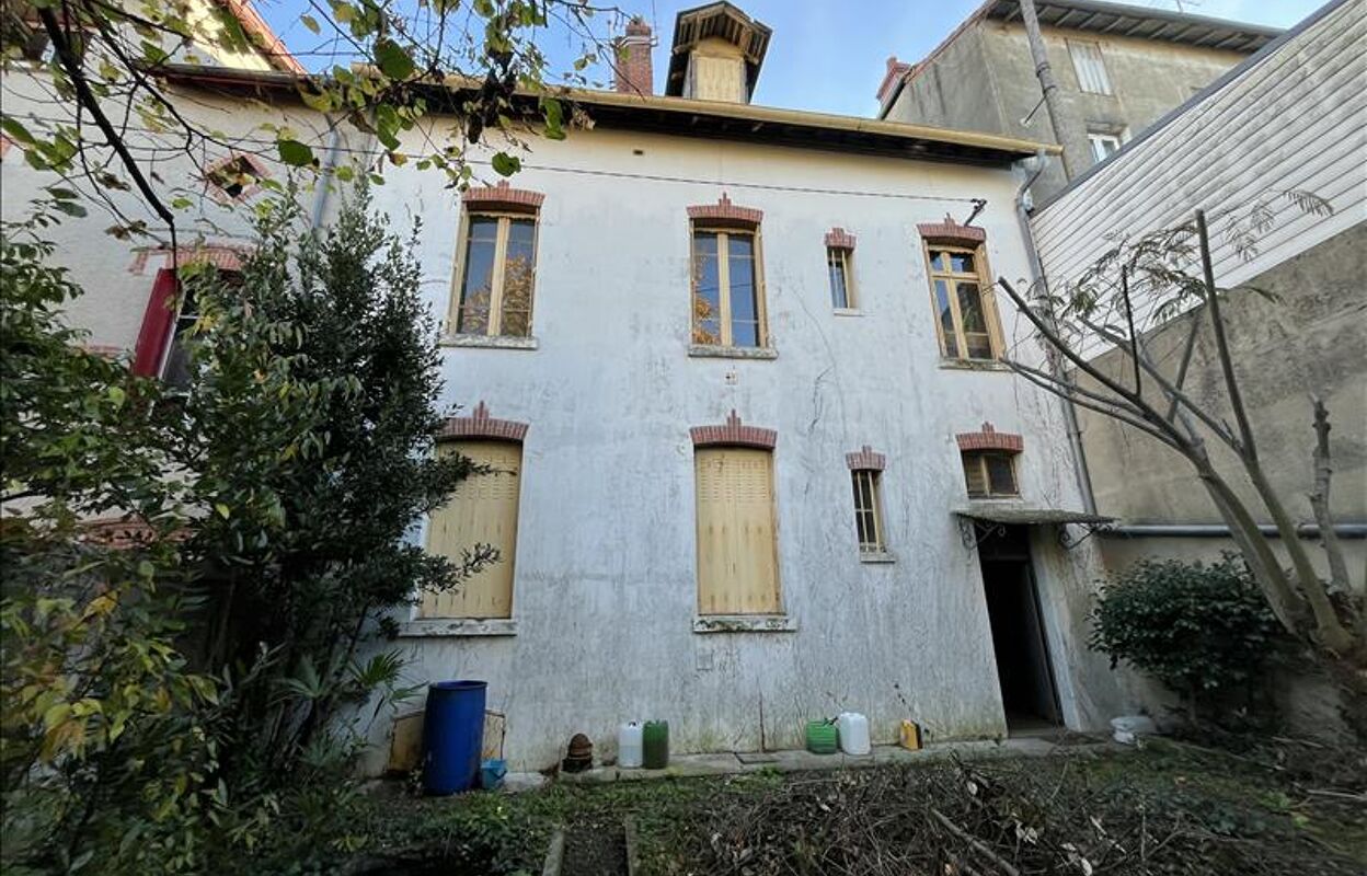 maison 10 pièces 210 m2 à vendre à Tarbes (65000)