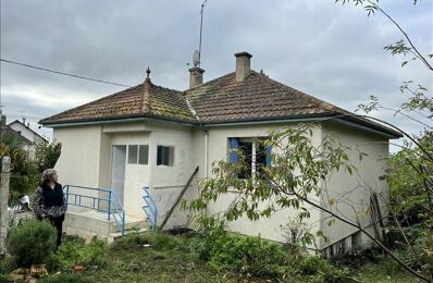 vente maison 82 875 € à proximité de Bizeneuille (03170)