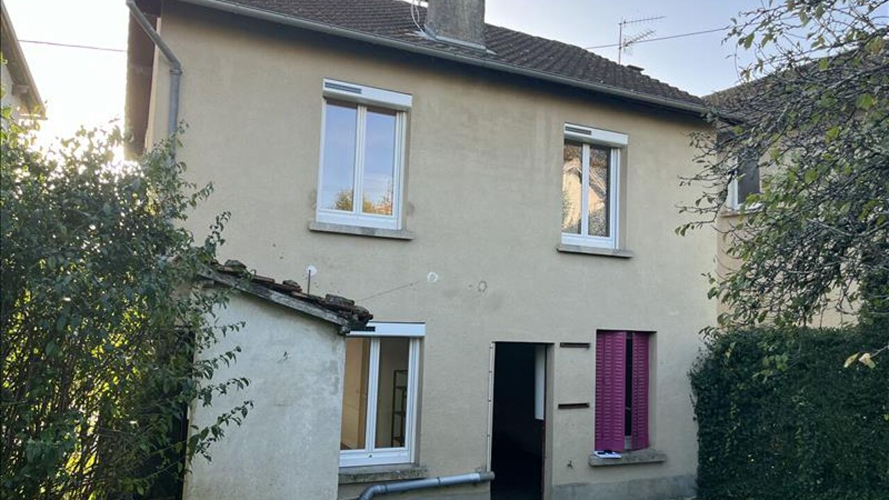 maison 4 pièces 69 m2 à vendre à Latronquière (46210)