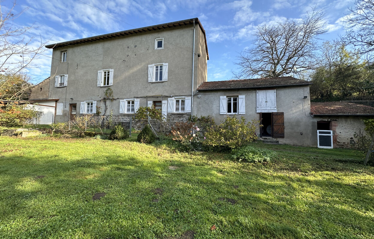 maison 6 pièces 155 m2 à vendre à Saint-Symphorien-de-Lay (42470)