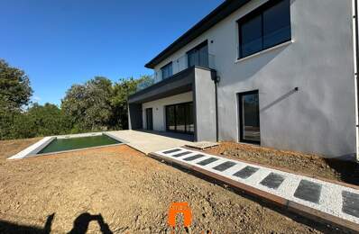 Maison 6 P+C — photo du bien