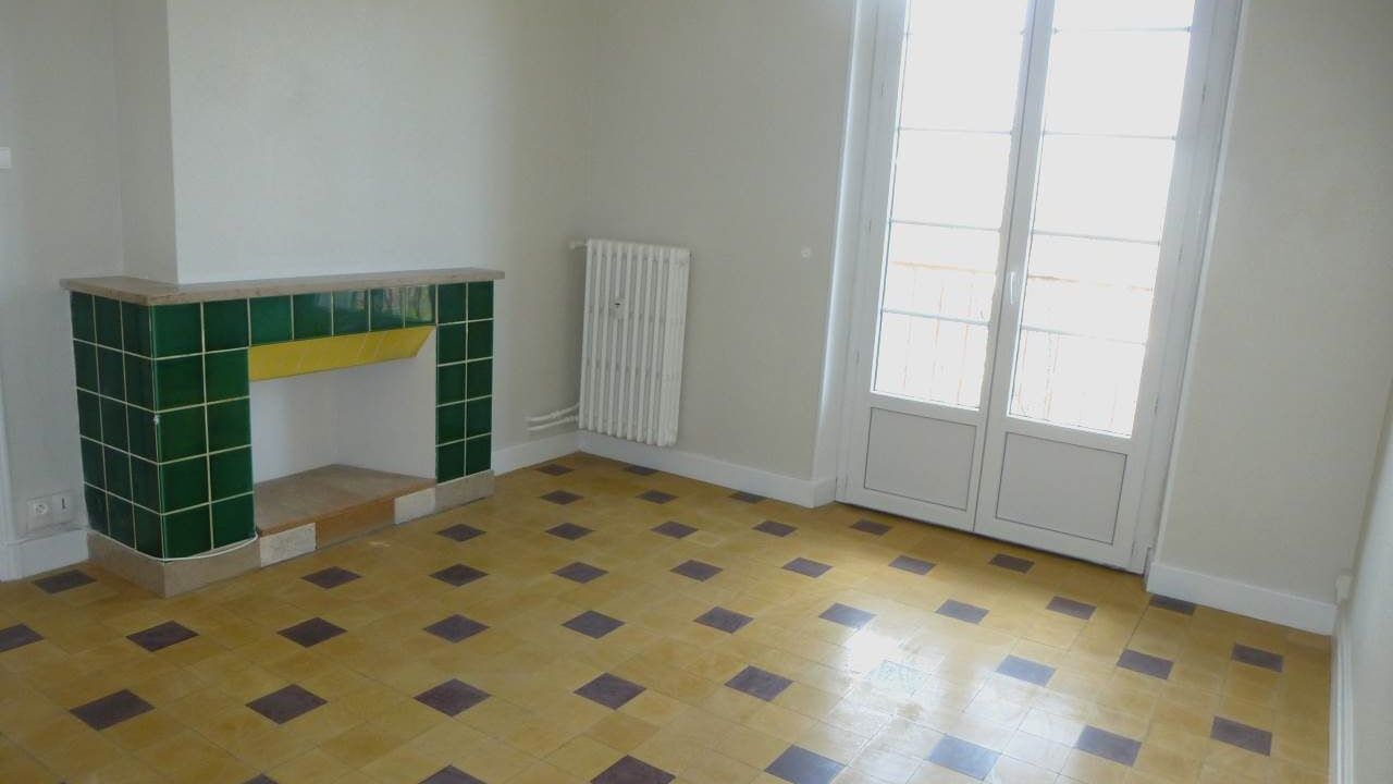 appartement 2 pièces 47 m2 à louer à Aubenas (07200)