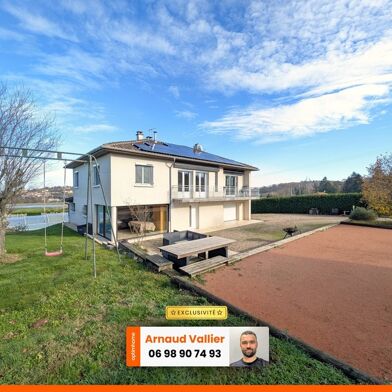 Maison 9 pièces 320000 €